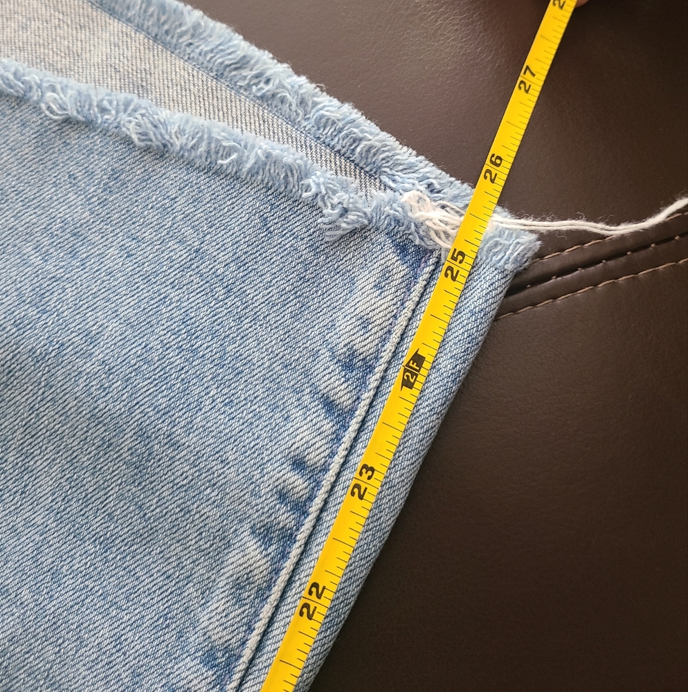 Mother The Insider Fray Jeans - Picture 11 of 13